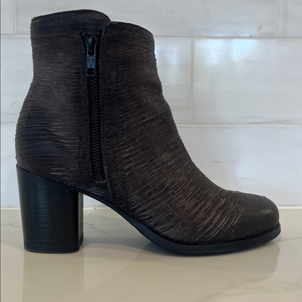 FRYE Charcoal Grey Leather Addie Double Zip Bootie